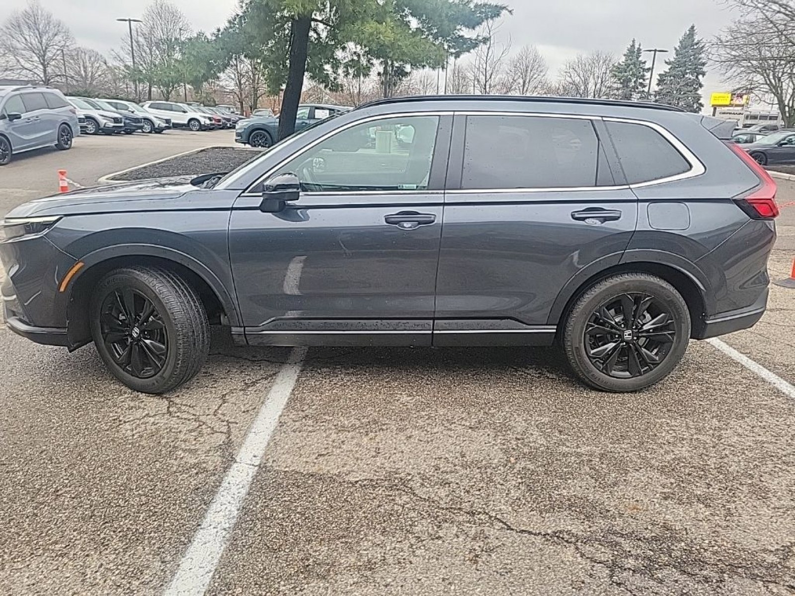 Used 2023 Honda CR-V Sport Touring image 6