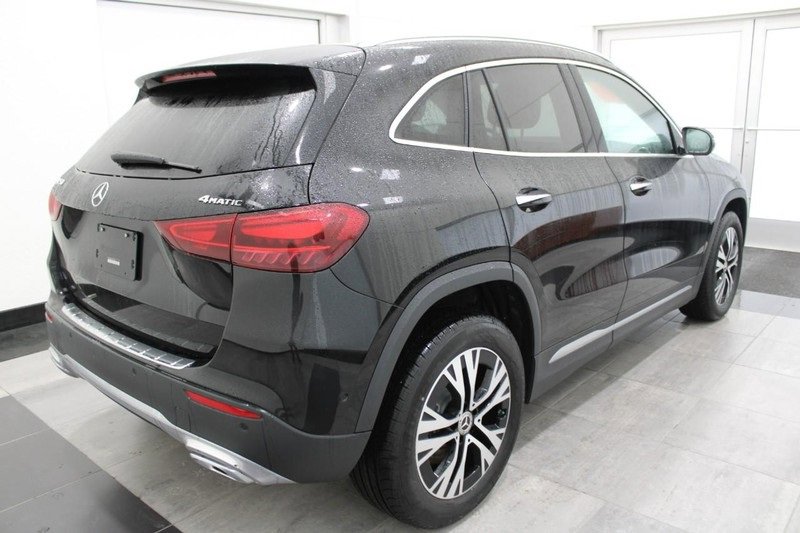 New 2025 Mercedes-Benz GLA 250 4MATIC image 2