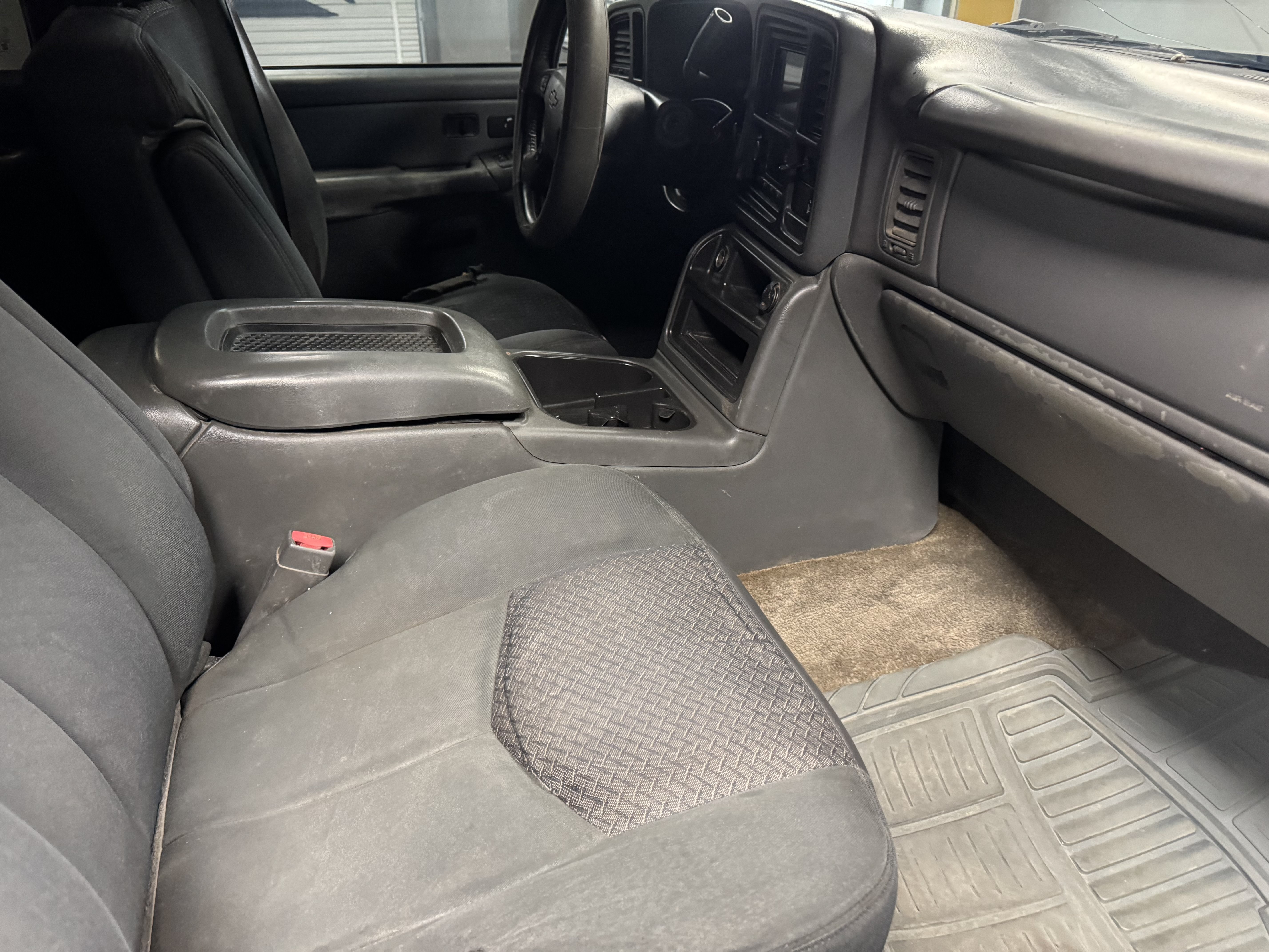 Used 2003 Chevrolet Avalanche 2WD image 11