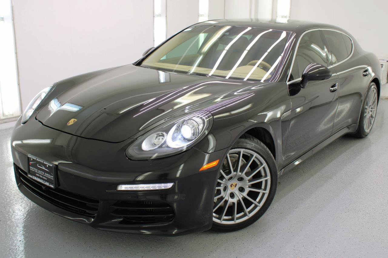 Used 2014 Porsche Panamera S image 2