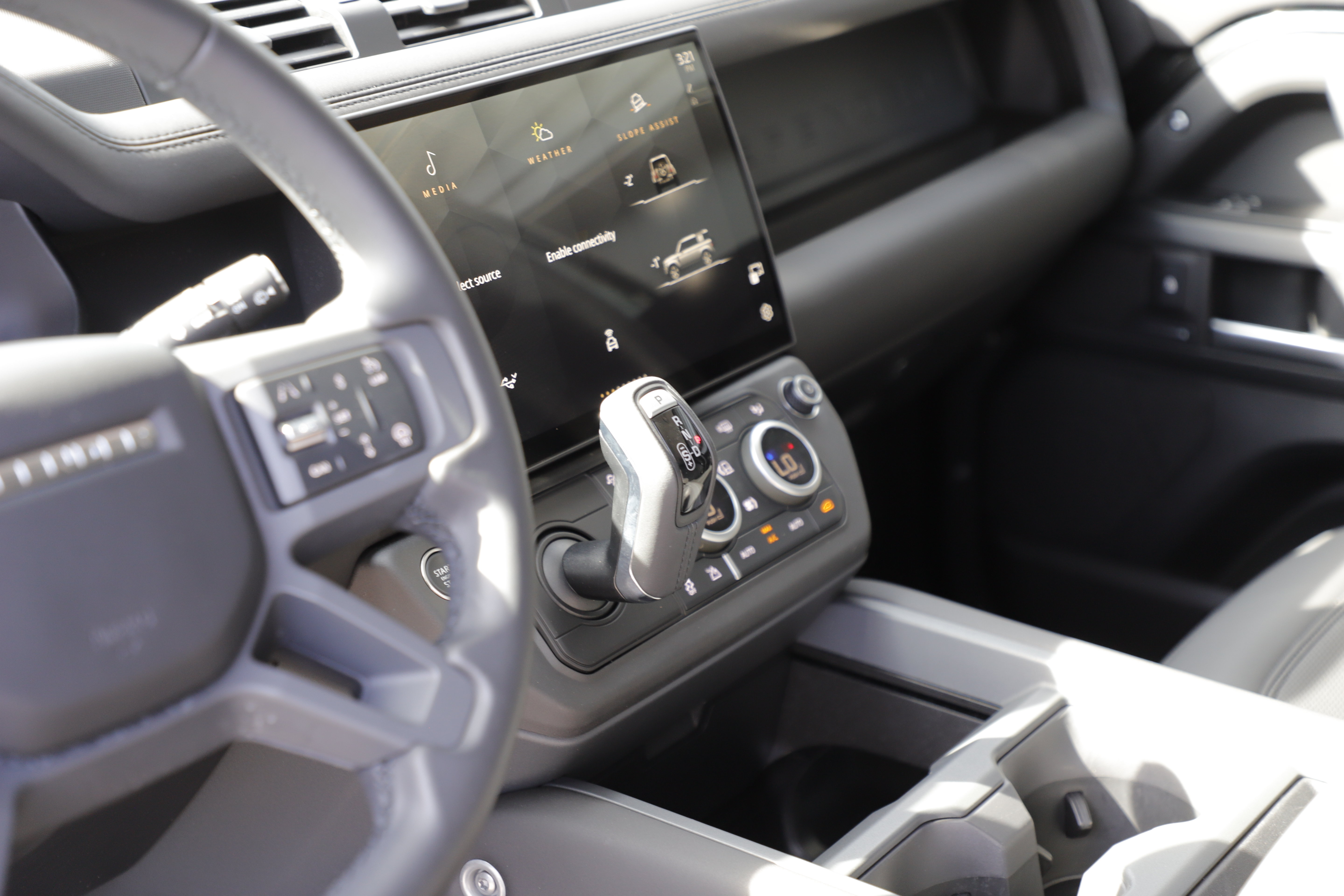 Certified 2026 Land Rover Defender 110 S AWD/4WD image 22