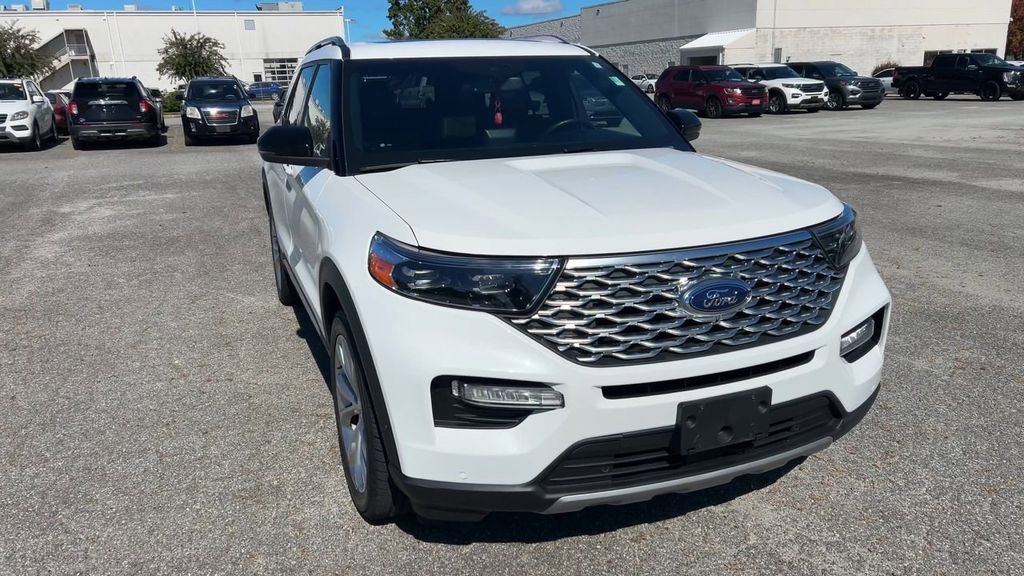 Used 2022 Ford Explorer Platinum w/ Equipment Group 601A image 19
