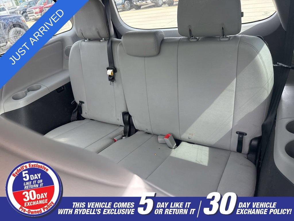 Used 2017 Toyota Sienna Limited AWD/4WD image 15