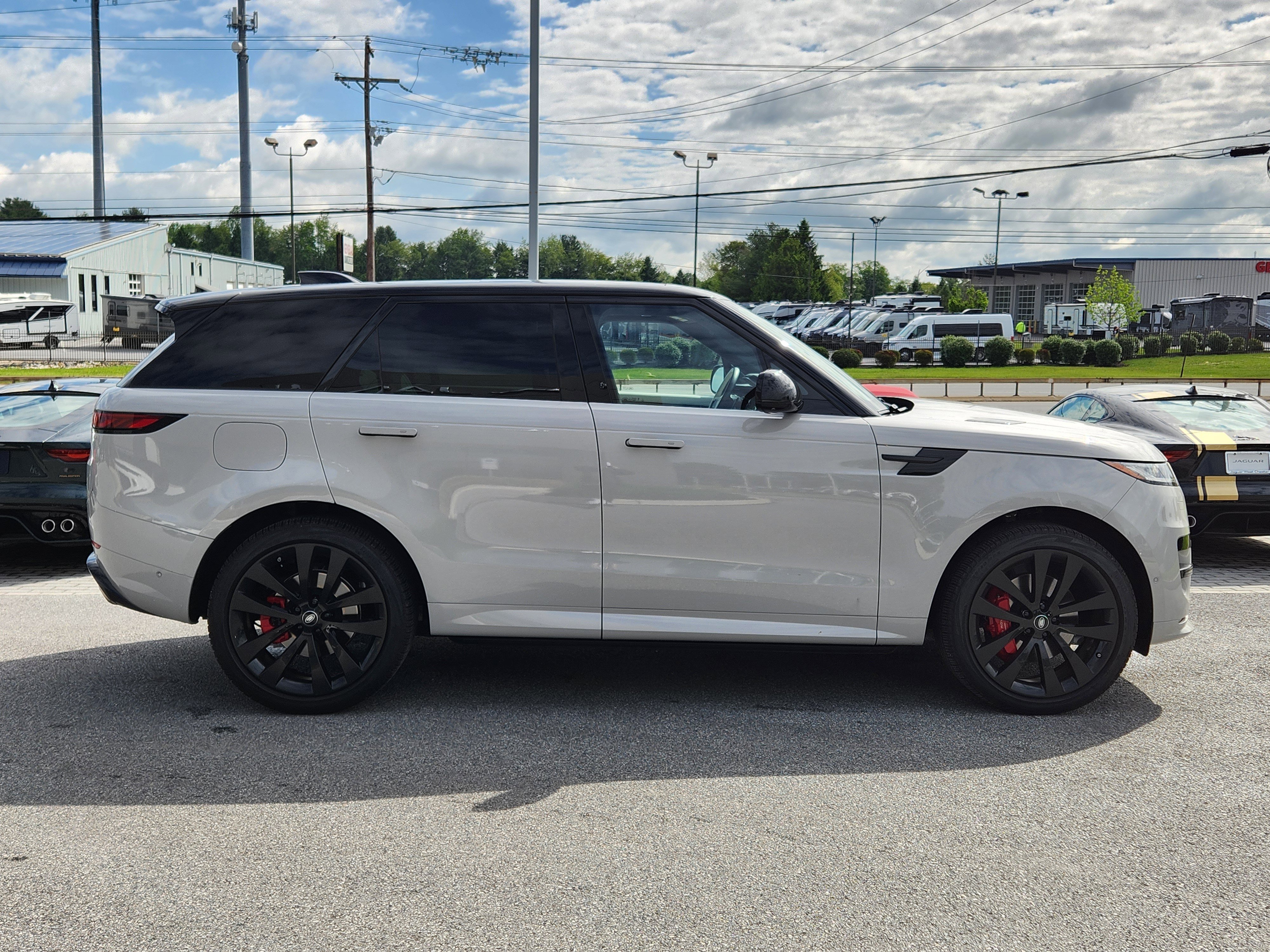 Certified 2024 Land Rover Range Rover Sport Dynamic SE AWD/4WD image 6