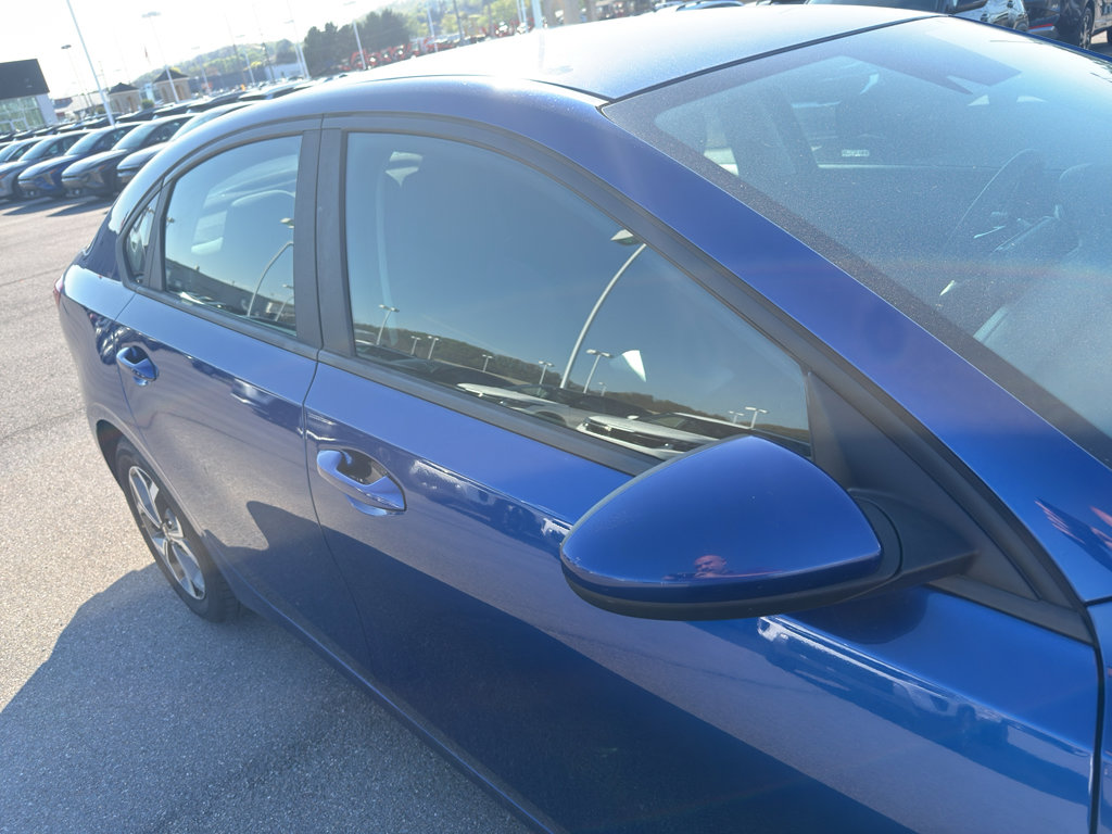 Used 2019 Kia Forte LXS image 16