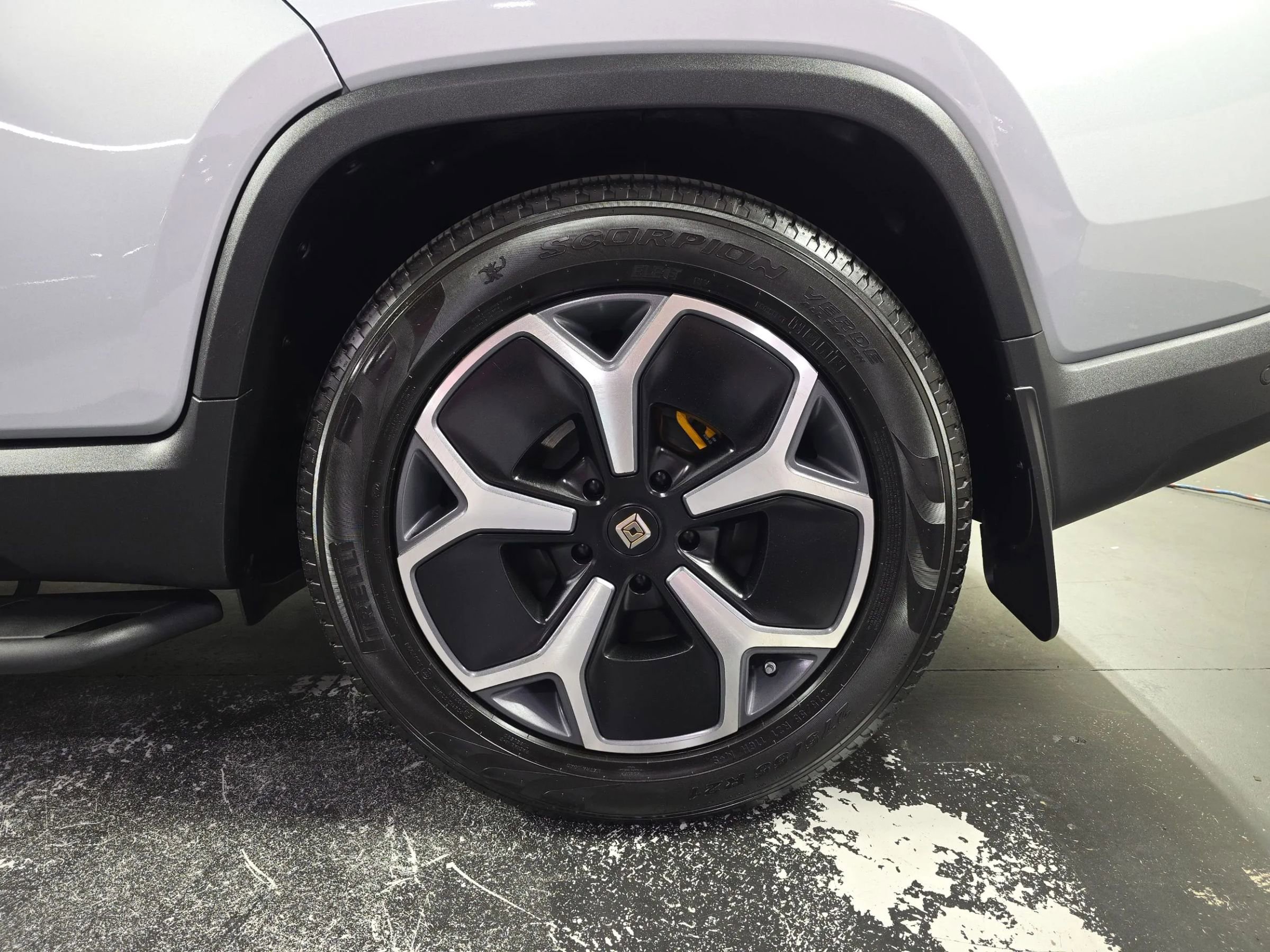 Used 2023 Rivian R1T Adventure AWD/4WD image 23