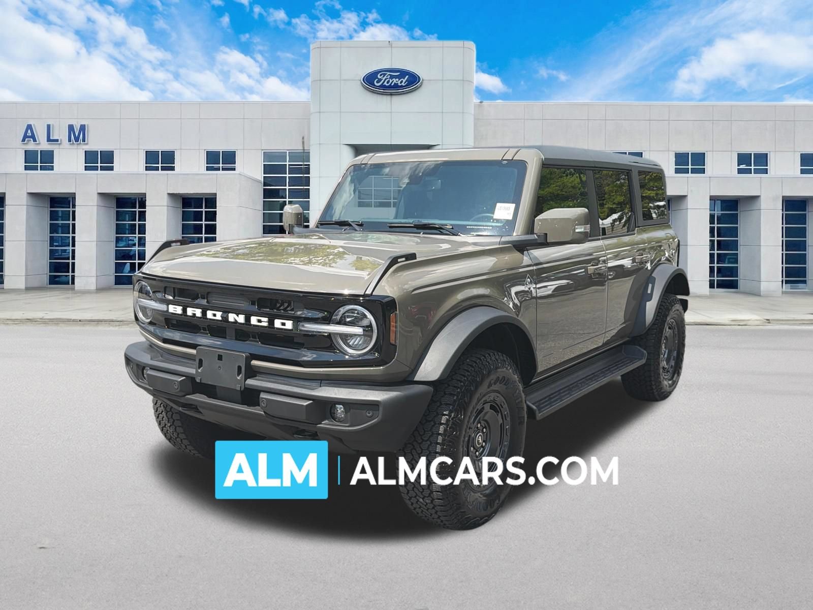 Used 2025 Ford Bronco Outer Banks w/ Sasquatch Package AWD/4WD video 1