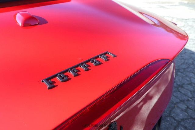 Used 2019 Ferrari Portofino image 57