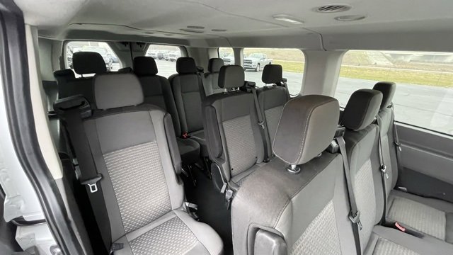 Used 2023 Ford Transit 350 XLT image 9