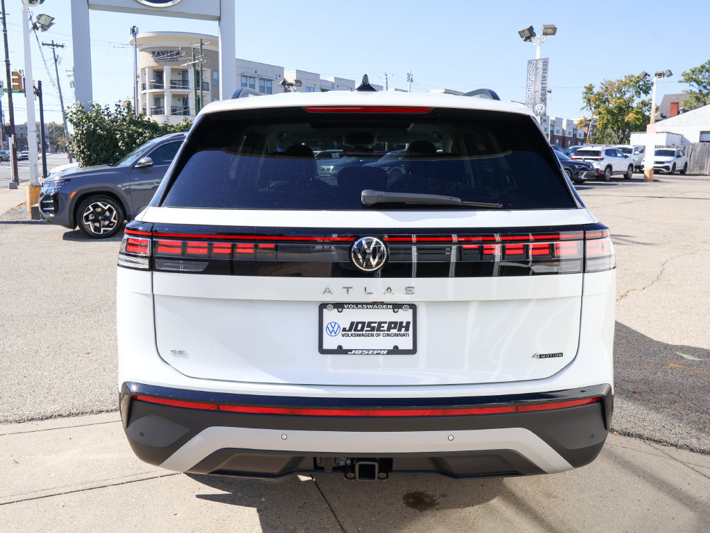 New 2027 Volkswagen Atlas SE AWD/4WD image 4