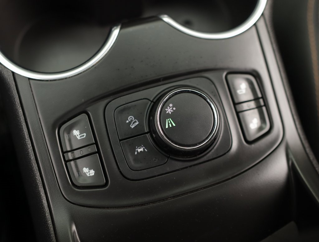 Used 2021 GMC Terrain SLT w/ Infotainment Package II image 17