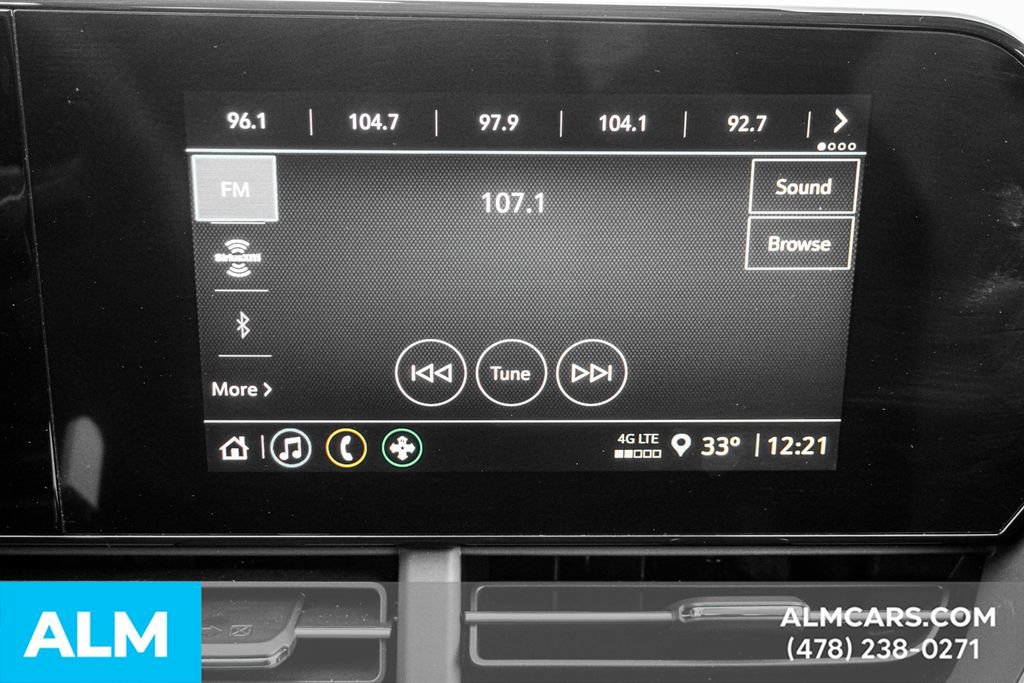 Used 2025 Chevrolet Trax LS image 37