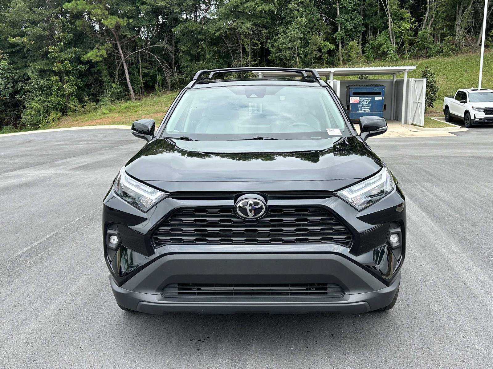 Used 2025 Toyota RAV4 XLE Premium FWD image 2