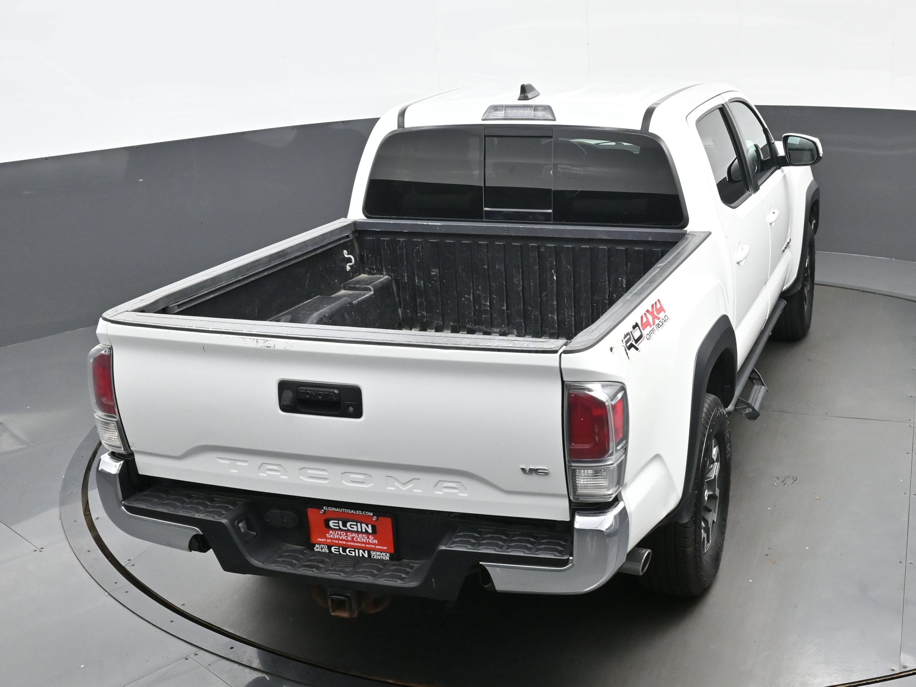 Used 2023 Toyota Tacoma TRD Off-Road AWD/4WD image 37