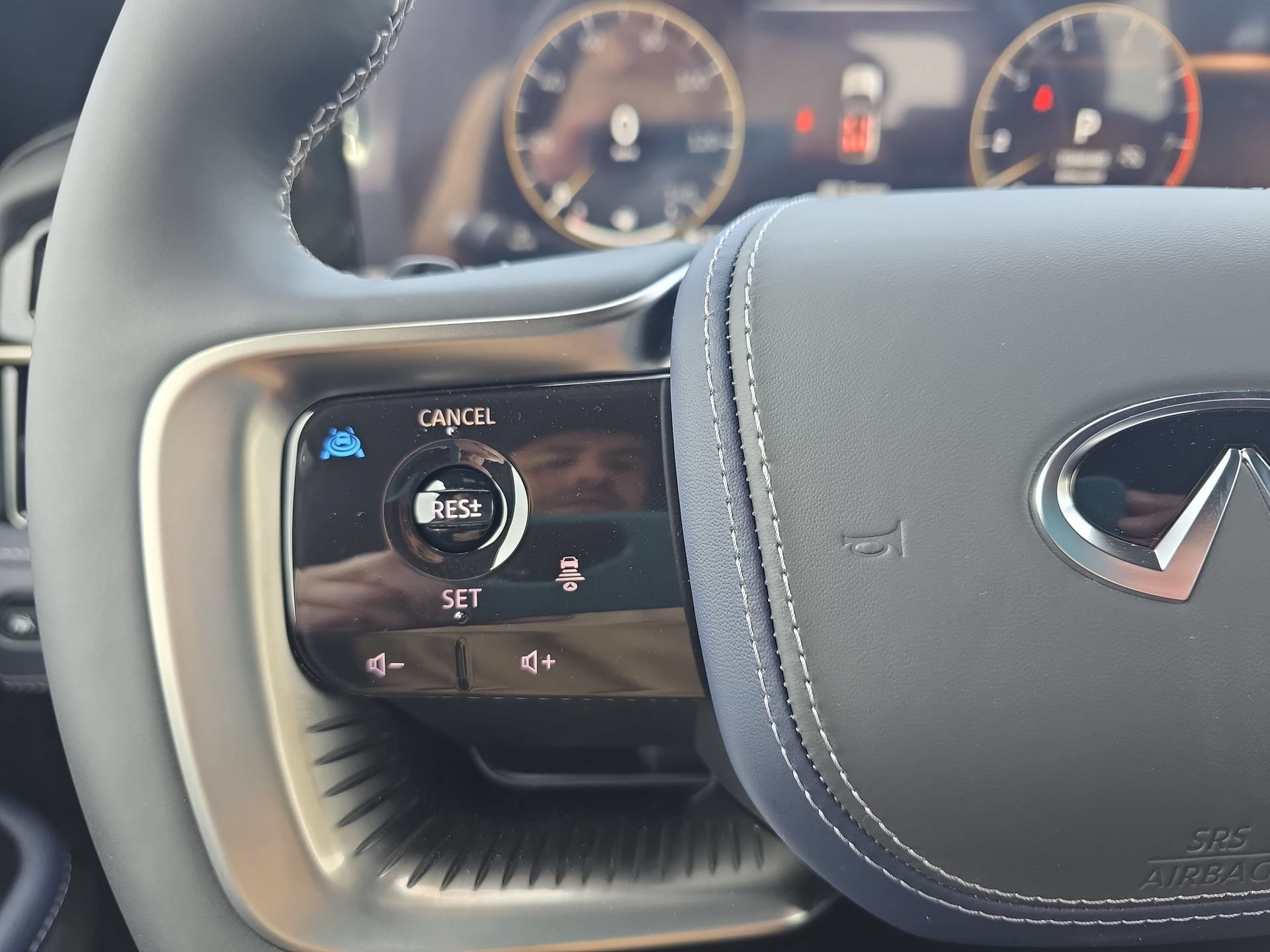 New 2026 INFINITI QX80 4WD w/ Sport Exterior Package image 17