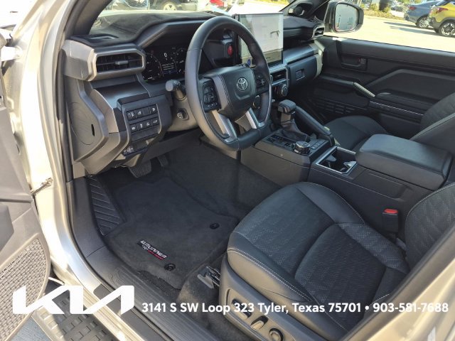 Used 2025 Toyota 4Runner TRD Off-Road Premium AWD/4WD image 21