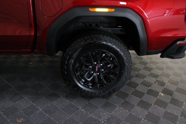 New 2026 GMC Canyon Elevation w/ Convenience Package image 9