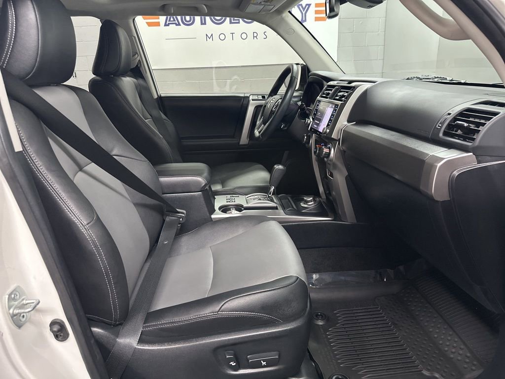 Used 2021 Toyota 4Runner SR5 Premium w/ Moonroof Package image 20