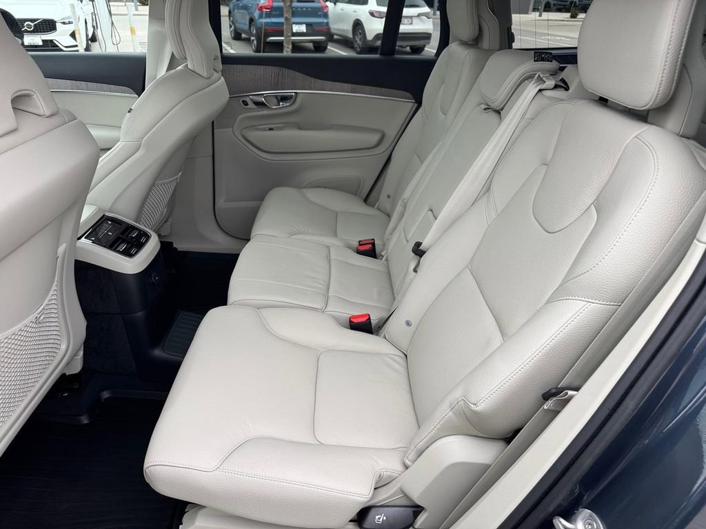 Used 2023 Volvo XC90 T8 Plus w/ Protection Package image 9