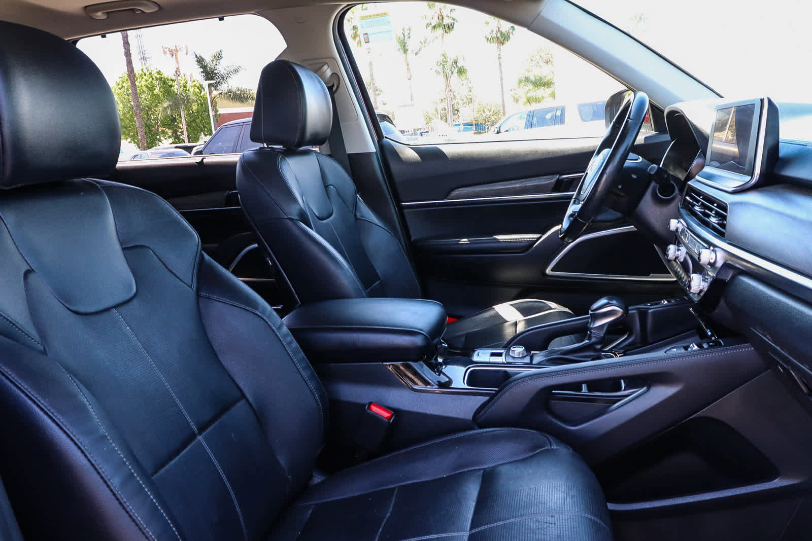 Used 2022 Kia Telluride EX w/ EX Premium Package image 25