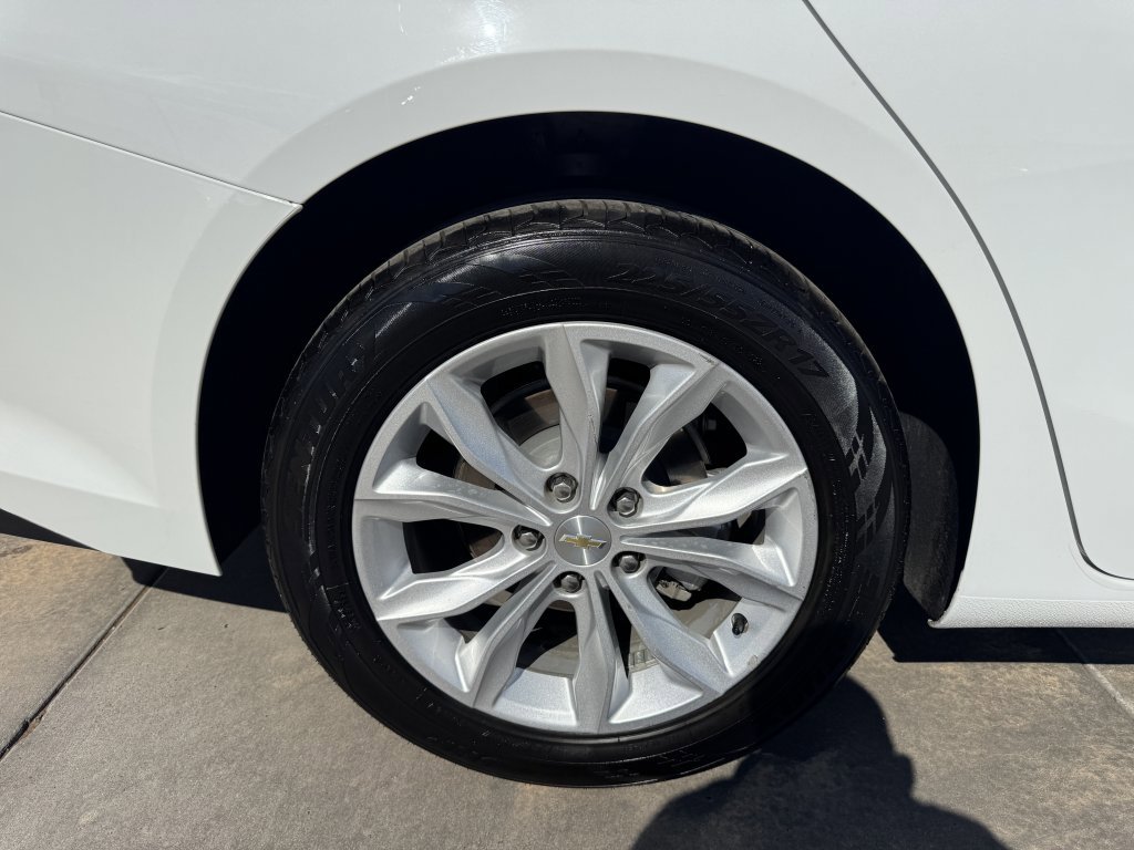 Used 2022 Chevrolet Malibu LT image 15