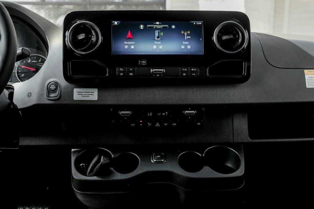 Used 2025 Mercedes-Benz Sprinter 3500 image 19