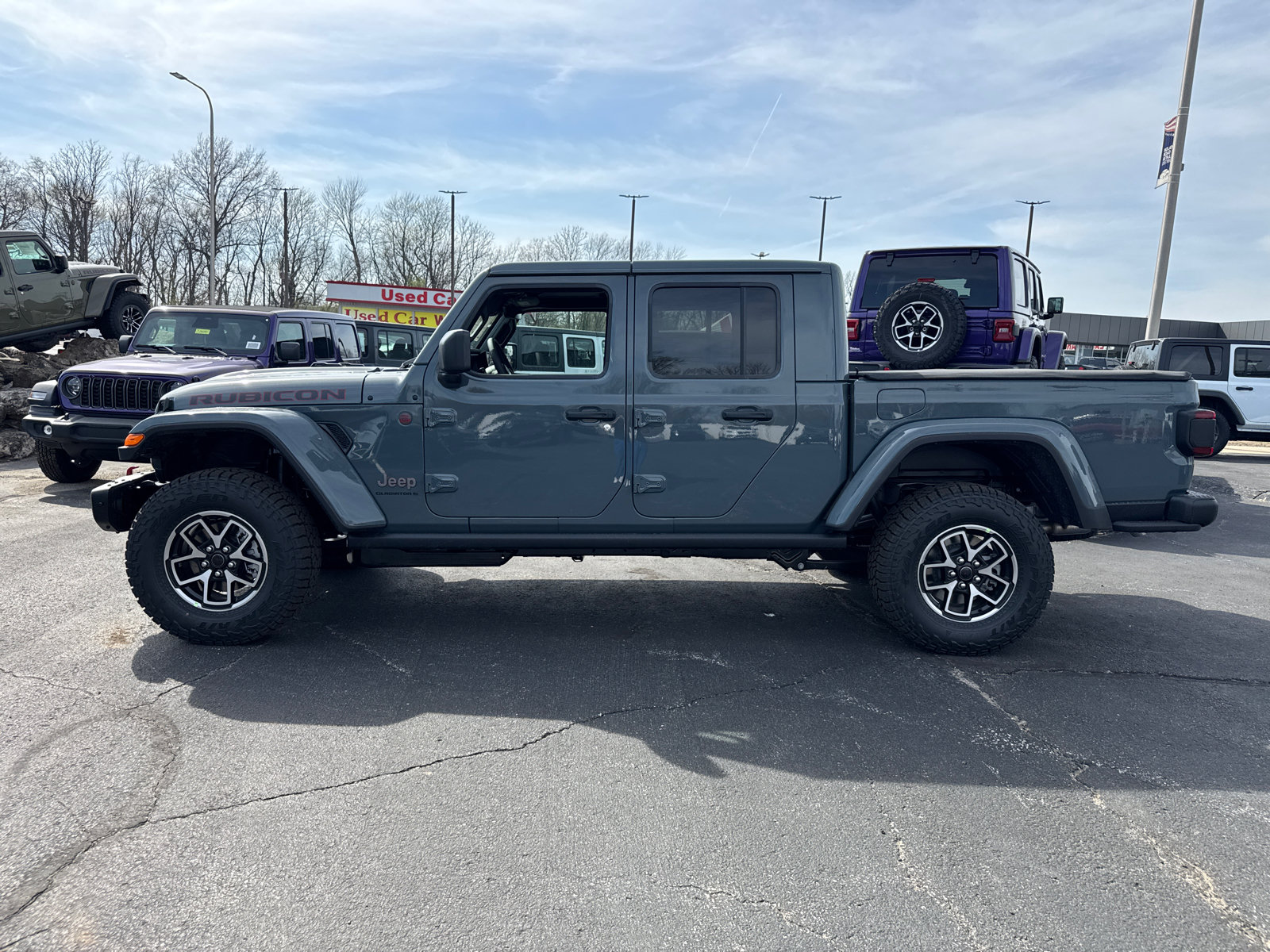 New 2026 Jeep Gladiator Rubicon AWD/4WD image 3