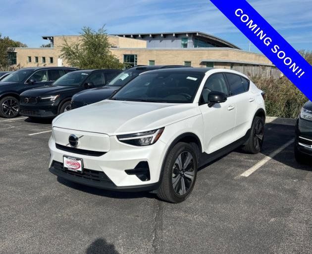 Used 2023 Volvo C40 Recharge Core w/ Protection Package Premier AWD/4WD image 1