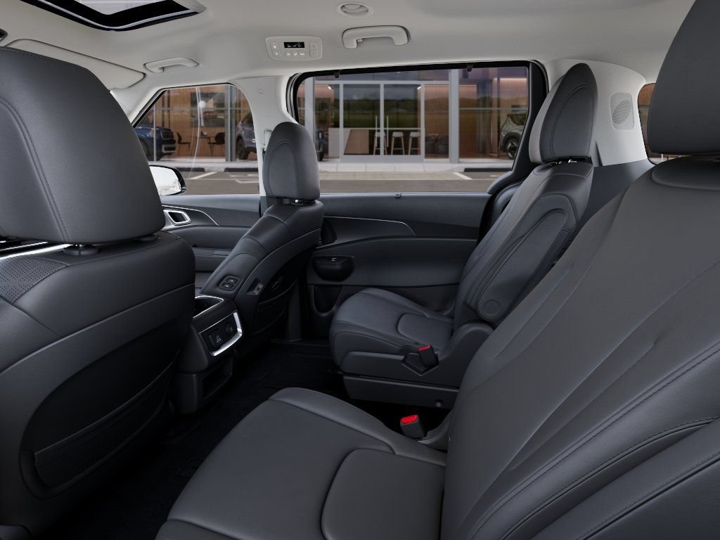 New 2027 Kia Carnival SX FWD image 18