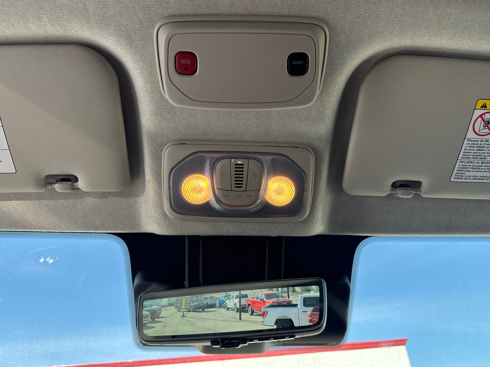 Used 2025 RAM ProMaster 2500 w/ Safety Group image 15