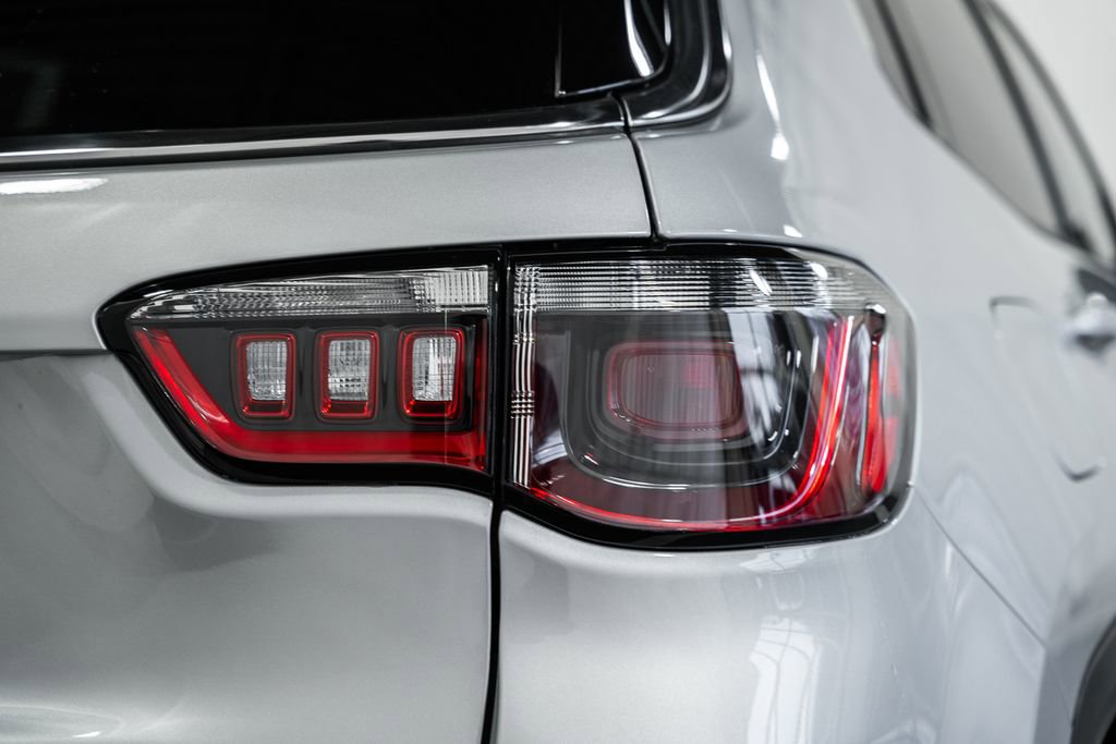 New 2026 Jeep Compass Limited w/ Sun, Sound & Navigation Group image 7