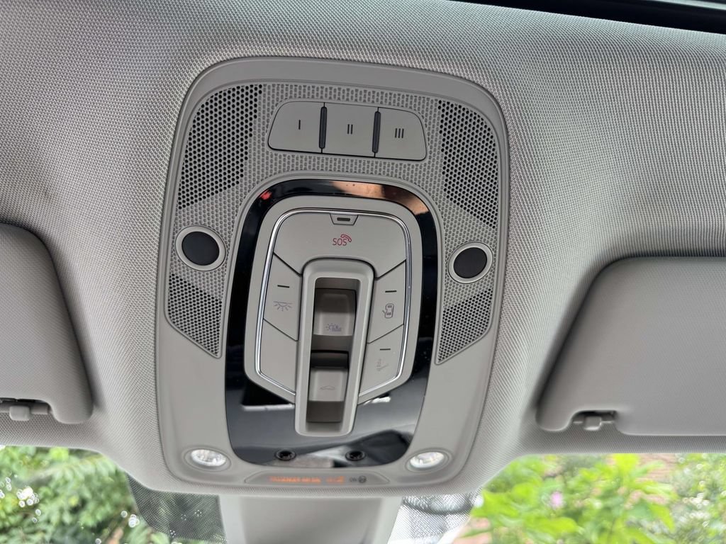 Used 2018 Audi Q5 2.0T Premium Plus w/ Premium Plus Package AWD/4WD image 34