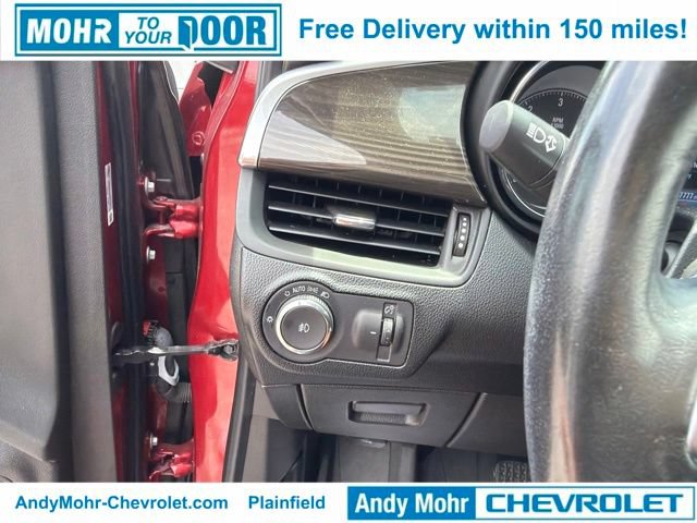 Used 2019 Buick Envision Essence w/ LPO, Cargo Package FWD image 13