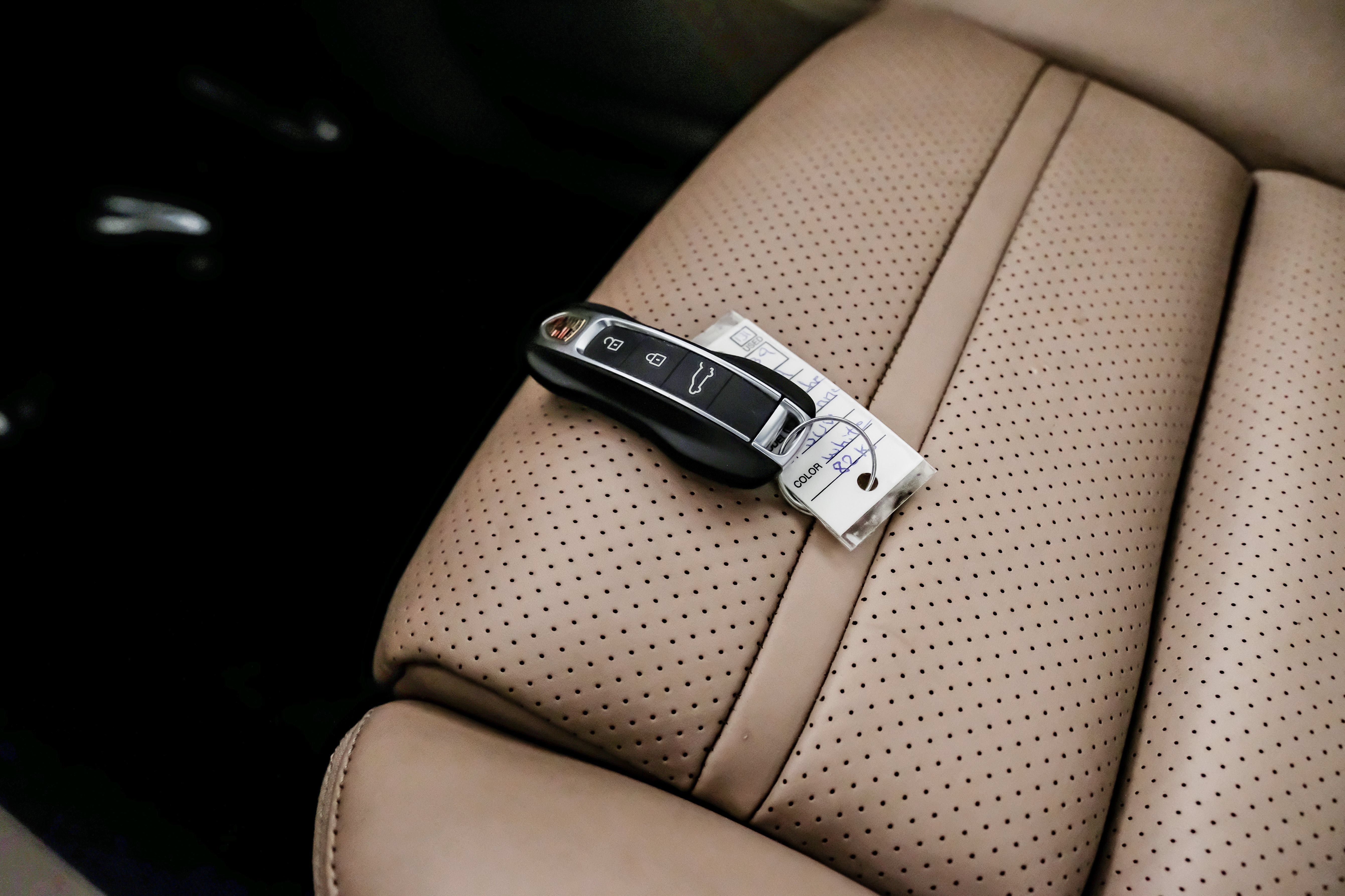 Used 2019 Porsche Cayenne AWD/4WD image 61