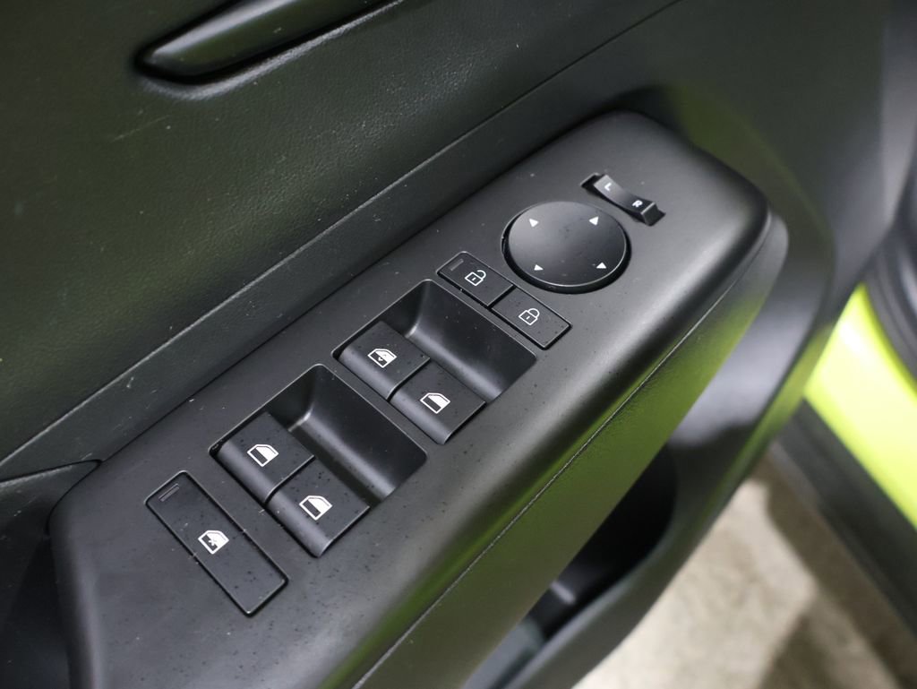 Used 2025 Hyundai Kona SEL AWD/4WD image 13