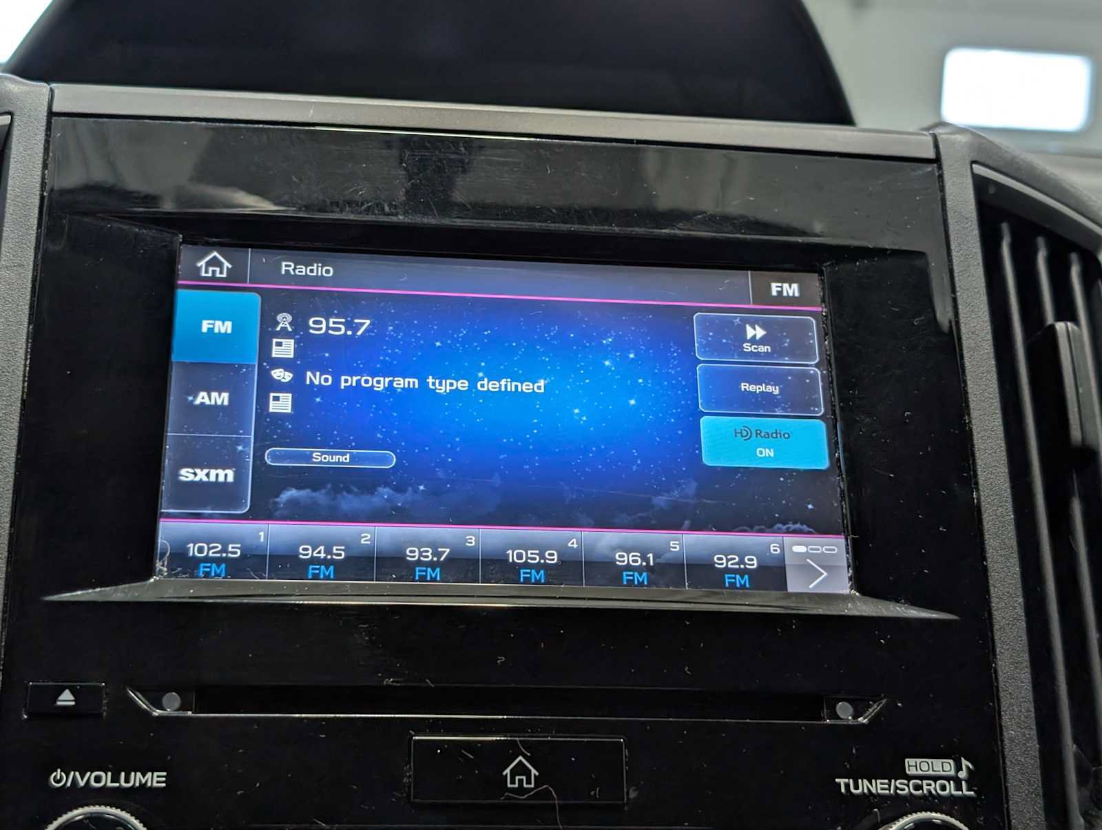 Used 2021 Subaru Crosstrek 2.0i Premium AWD/4WD image 23