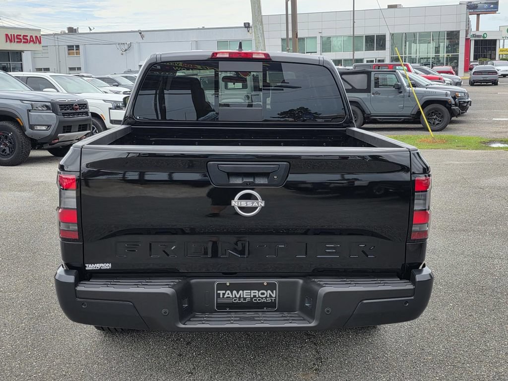Used 2025 Nissan Frontier S RWD image 4
