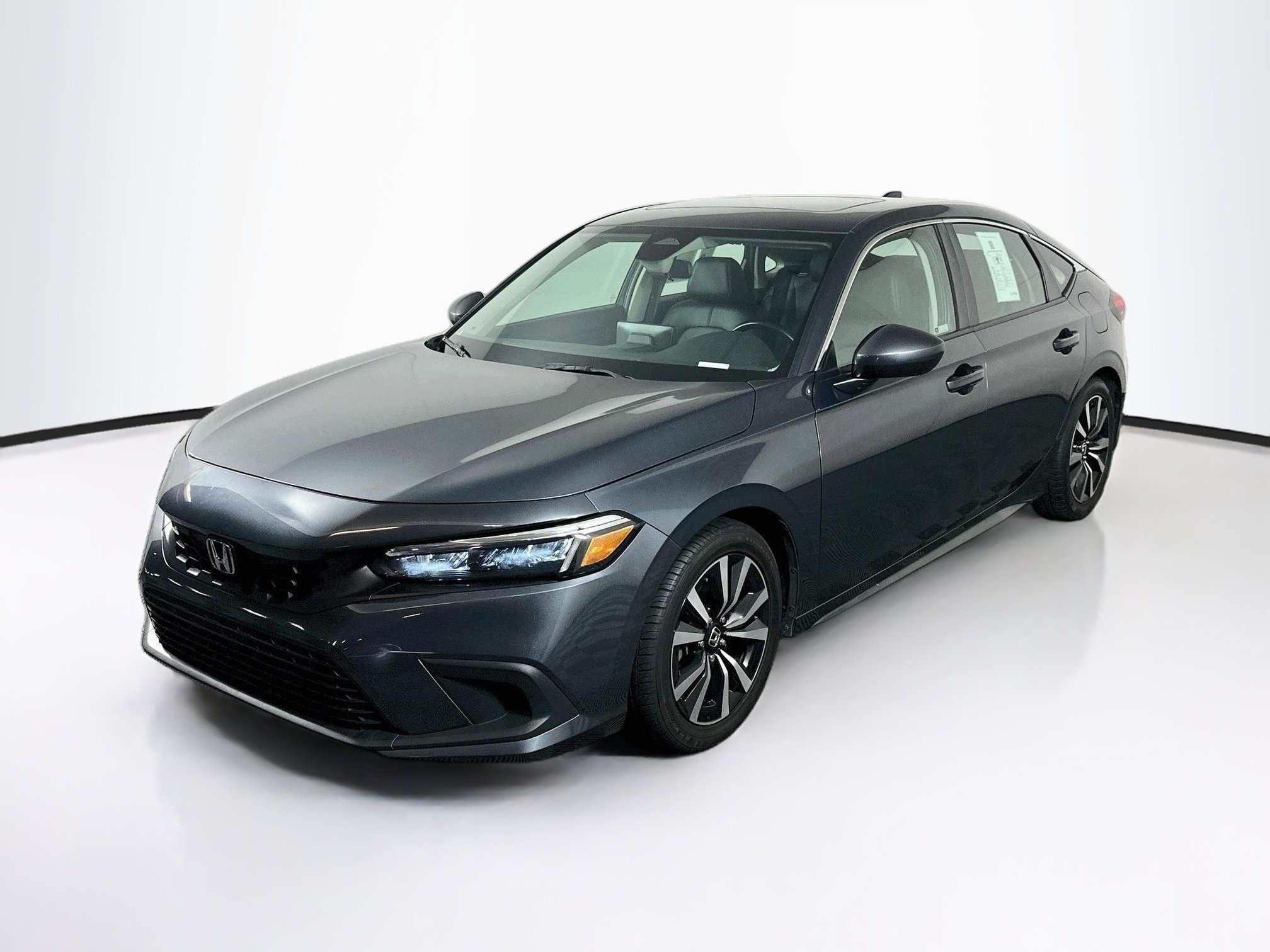 Used 2023 Honda Civic EX-L image 3