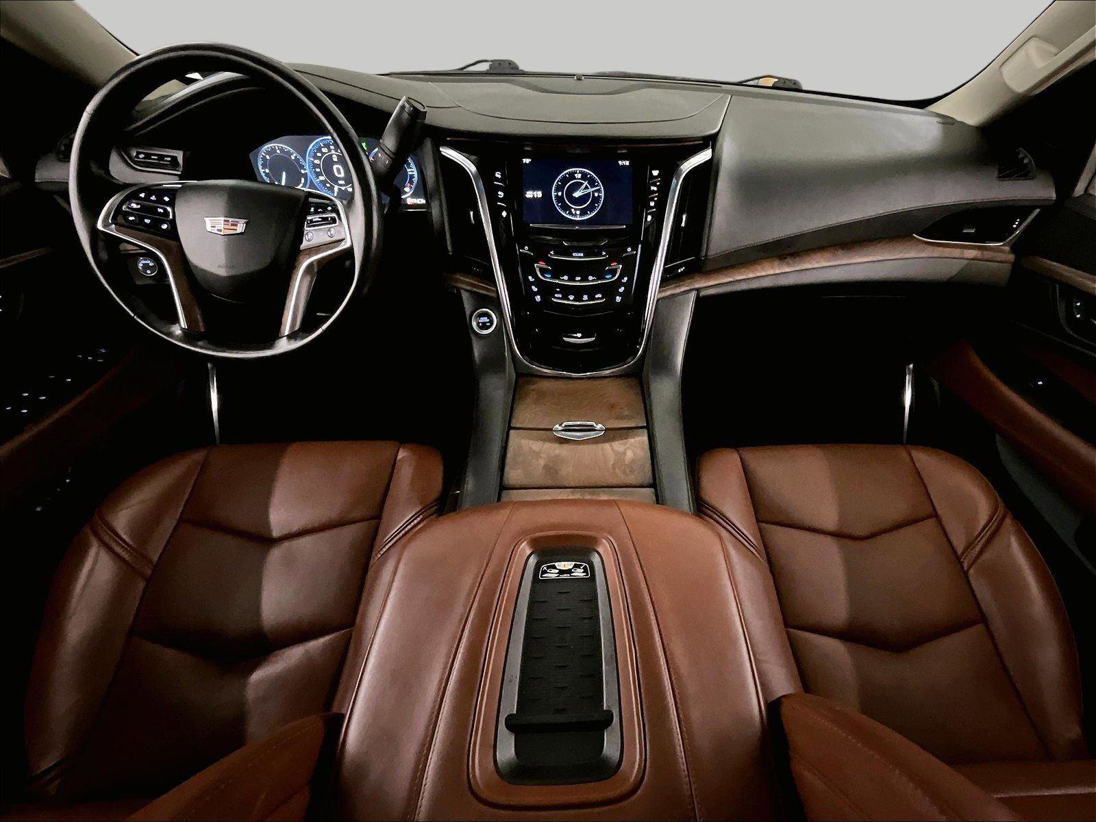 Used 2015 Cadillac Escalade ESV Luxury image 14