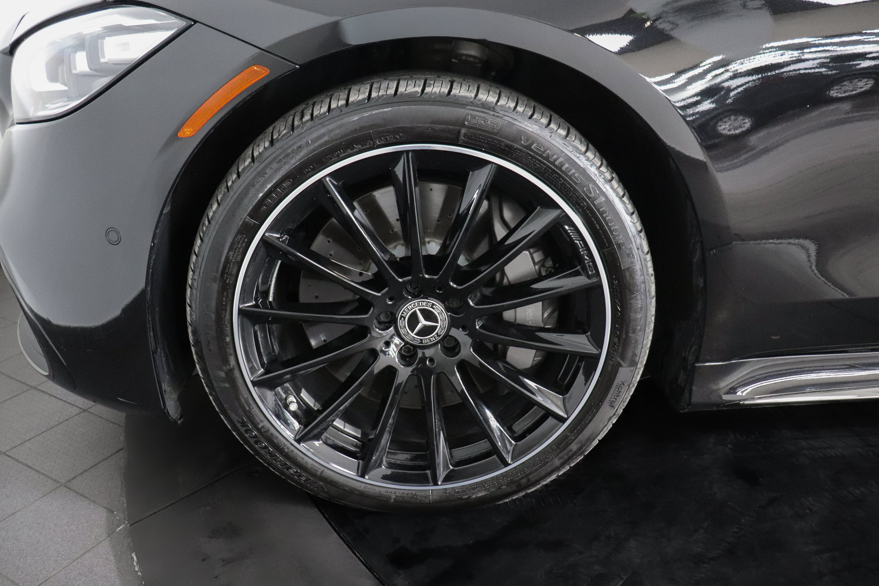 Used 2023 Mercedes-Benz S 580 4MATIC Sedan image 9