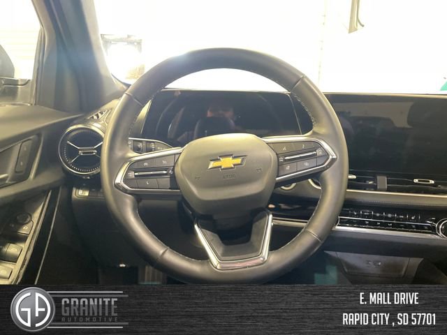 Used 2025 Chevrolet Equinox LT w/ Convenience Package II image 13