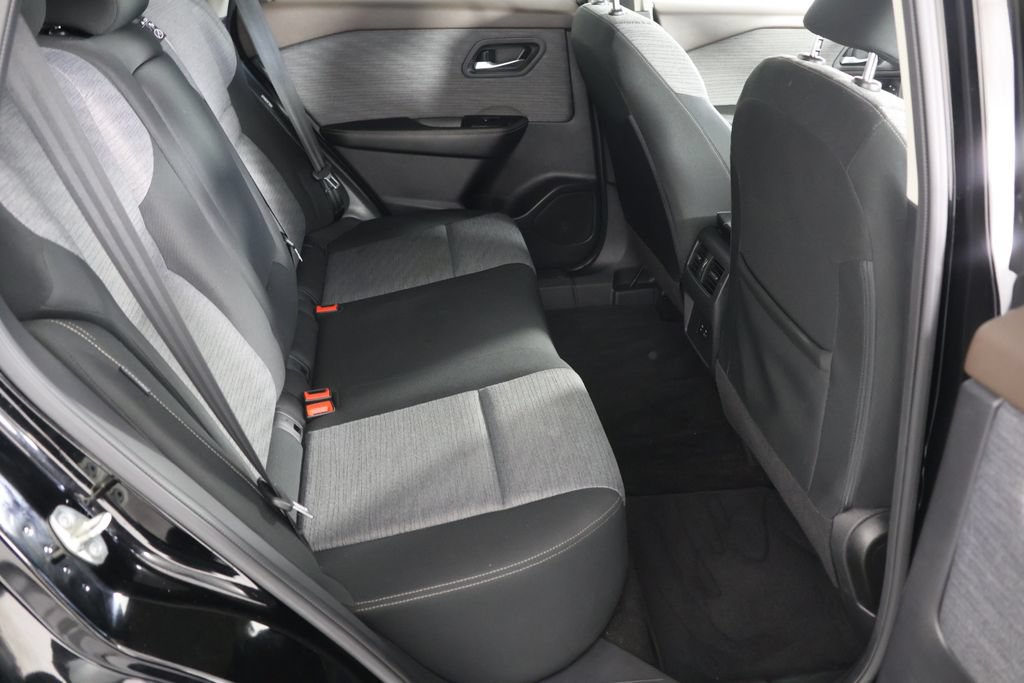 Used 2023 Nissan Rogue SV AWD/4WD image 20