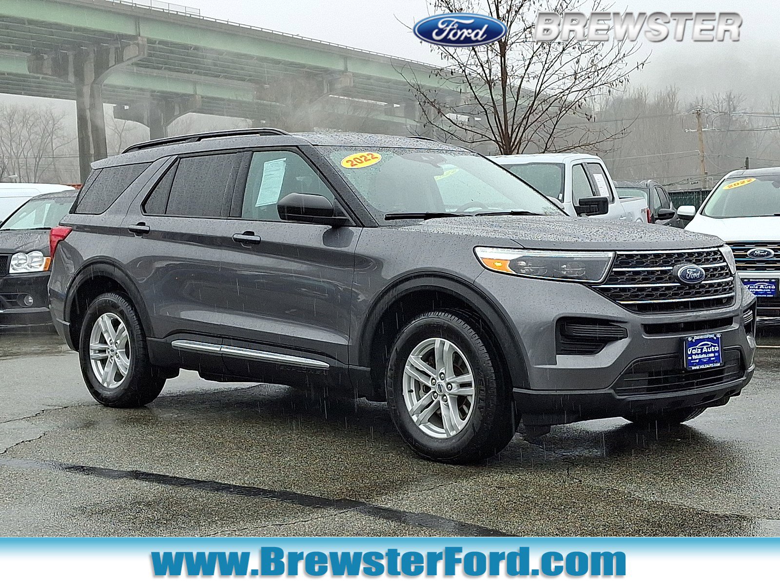 Used 2022 Ford Explorer XLT image 1