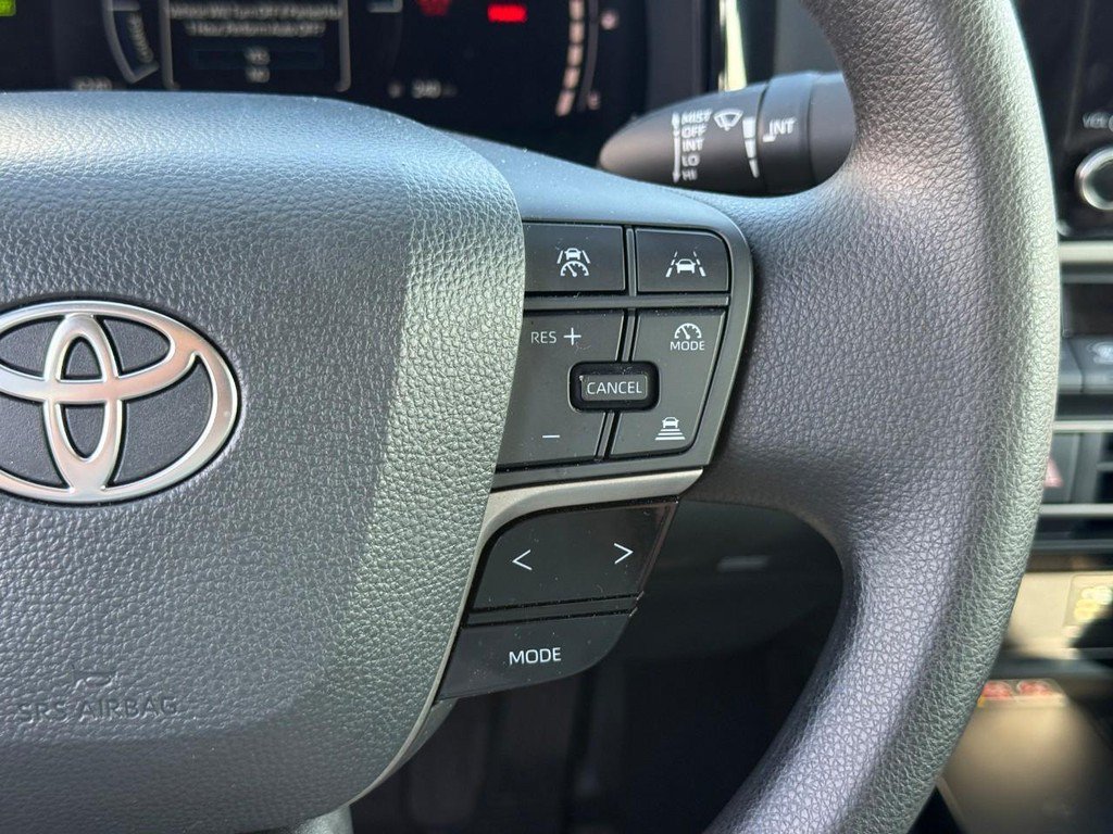 Certified 2025 Toyota Camry LE FWD image 21