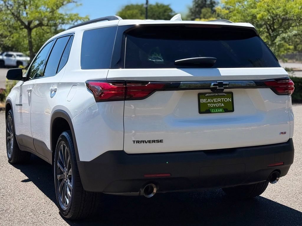 Used 2023 Chevrolet Traverse RS w/ LPO, Floor Liner Package FWD image 3
