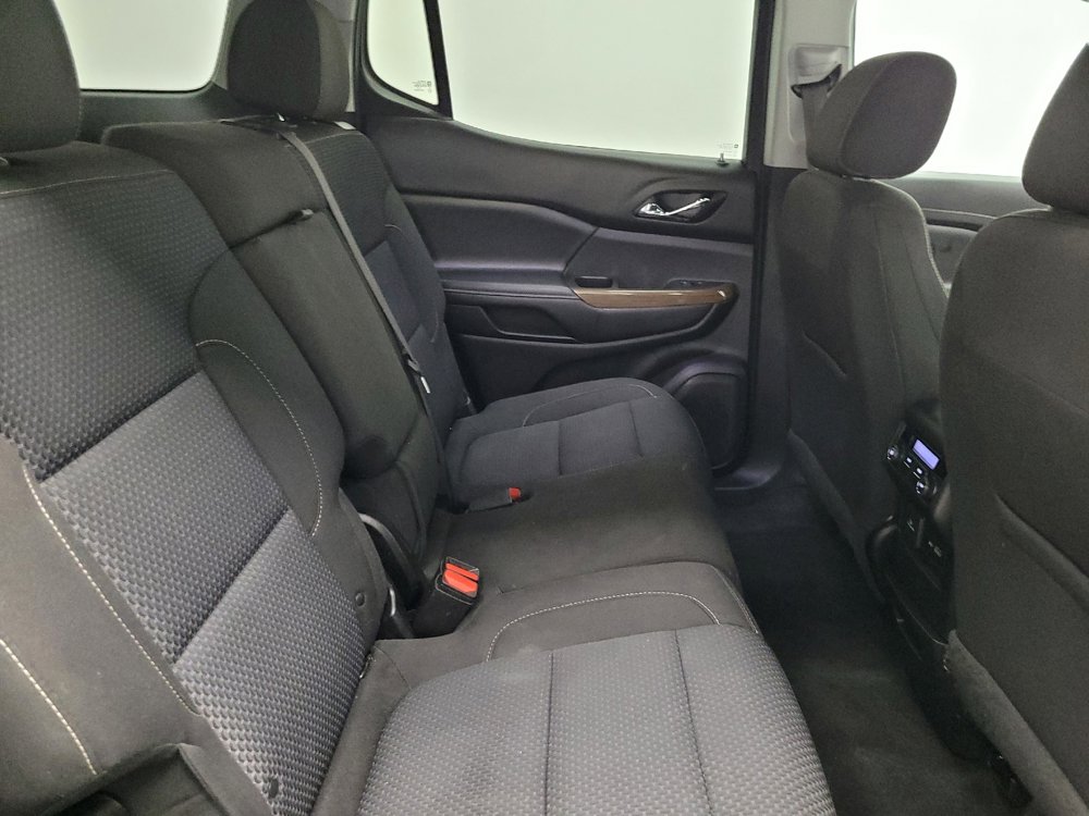Used 2021 GMC Acadia SLE w/ Driver Convenience Package FWD image 19