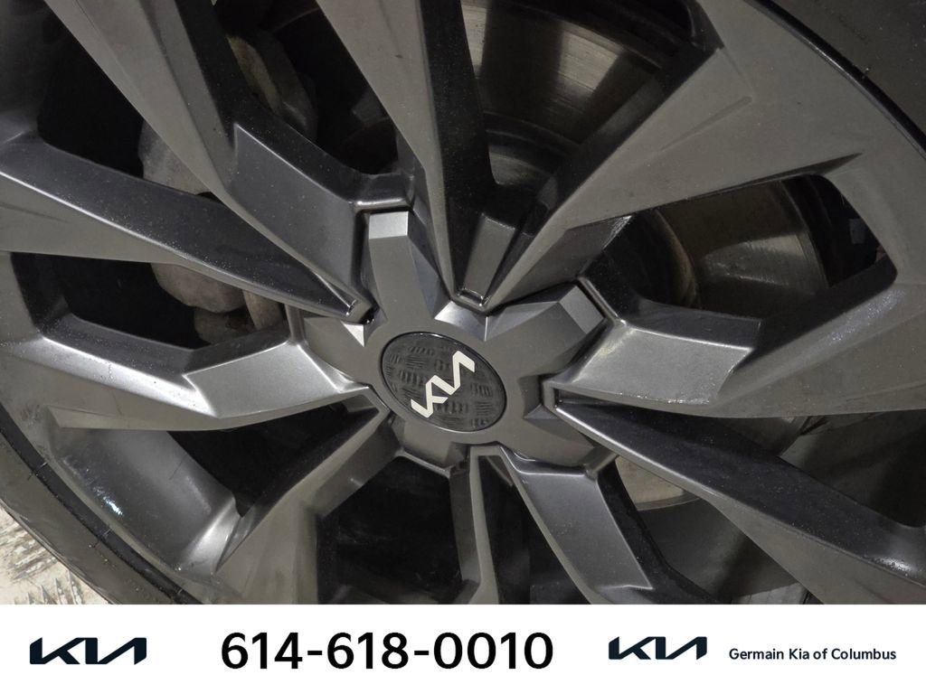 Used 2022 Kia Sorento SX Prestige w/ Rust Color Package image 13