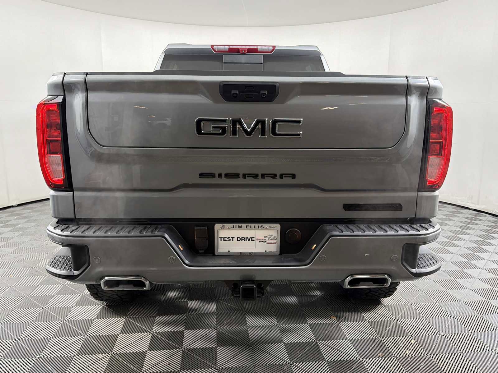 New 2025 GMC Sierra 1500 Elevation w/ Elevation Premium Package image 10