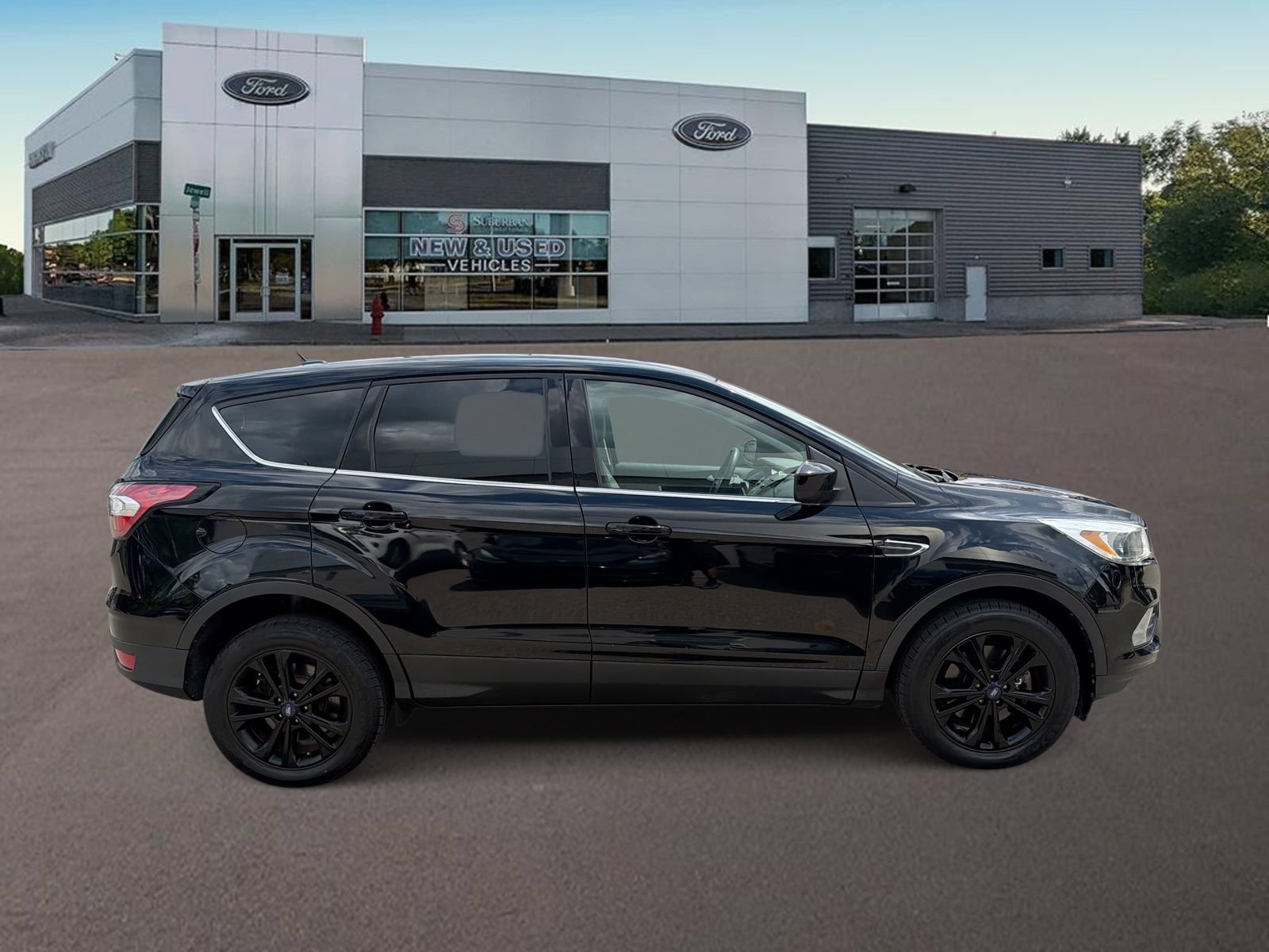 Used 2017 Ford Escape SE AWD/4WD image 10