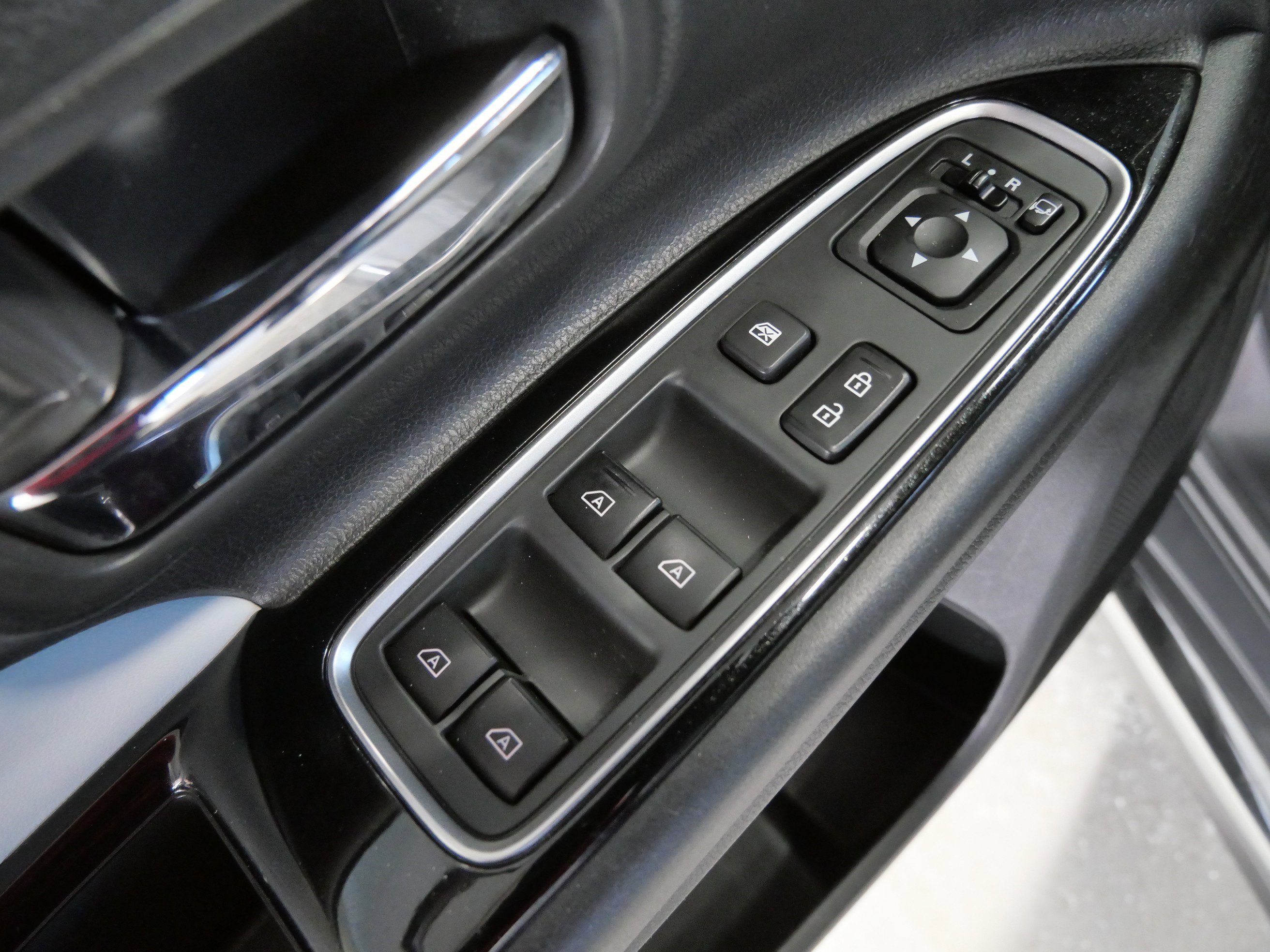 Used 2019 Mitsubishi Outlander GT image 20